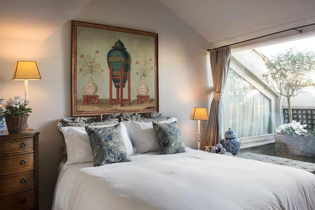 Residenza Napoleone III Bed & Breakfast Rome 4*,