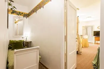 Residenza Napoleone III Bed & Breakfast Rome 4*,