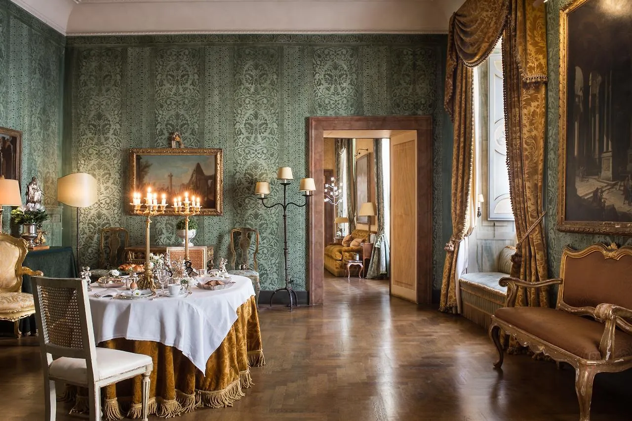 Residenza Napoleone III Bed & Breakfast Rome