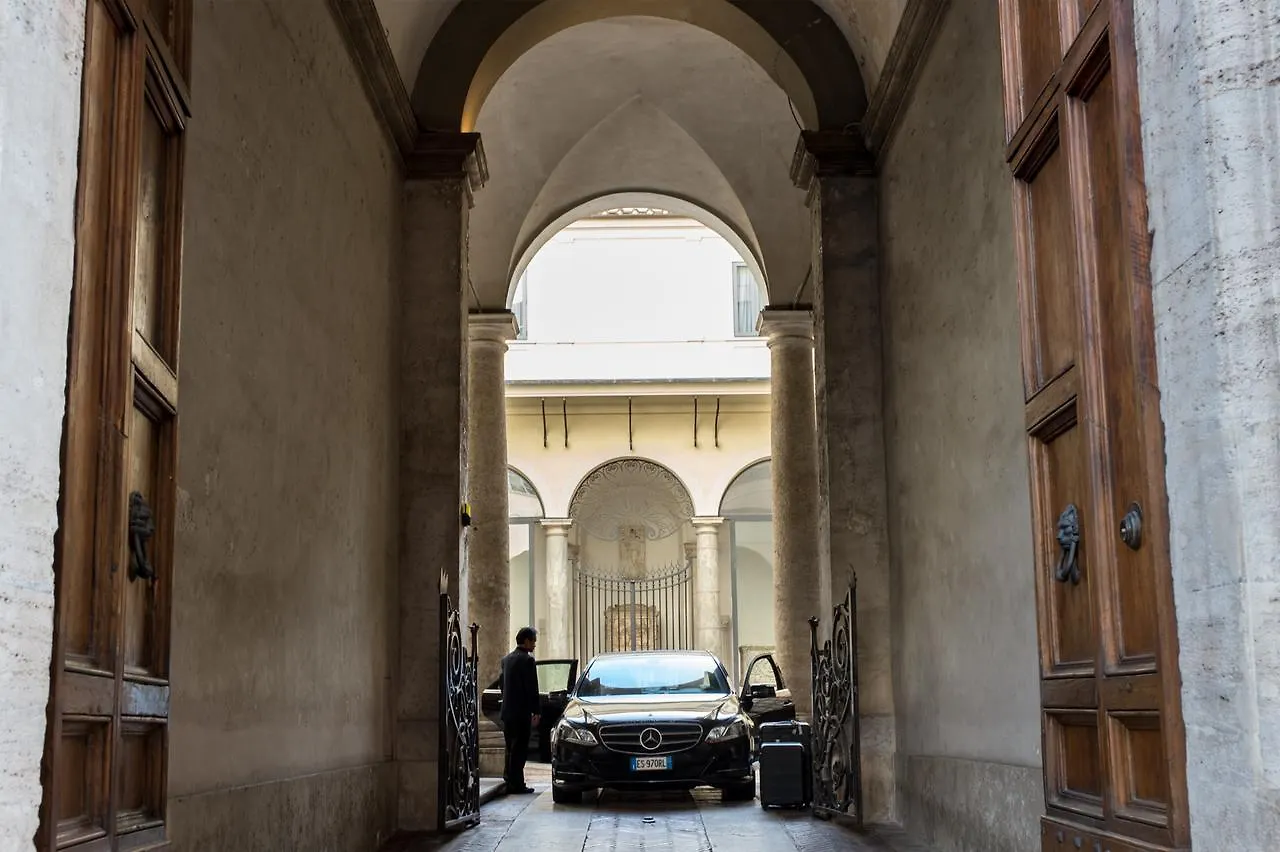 Residenza Napoleone III Bed and Breakfast Rom Bed & Breakfast